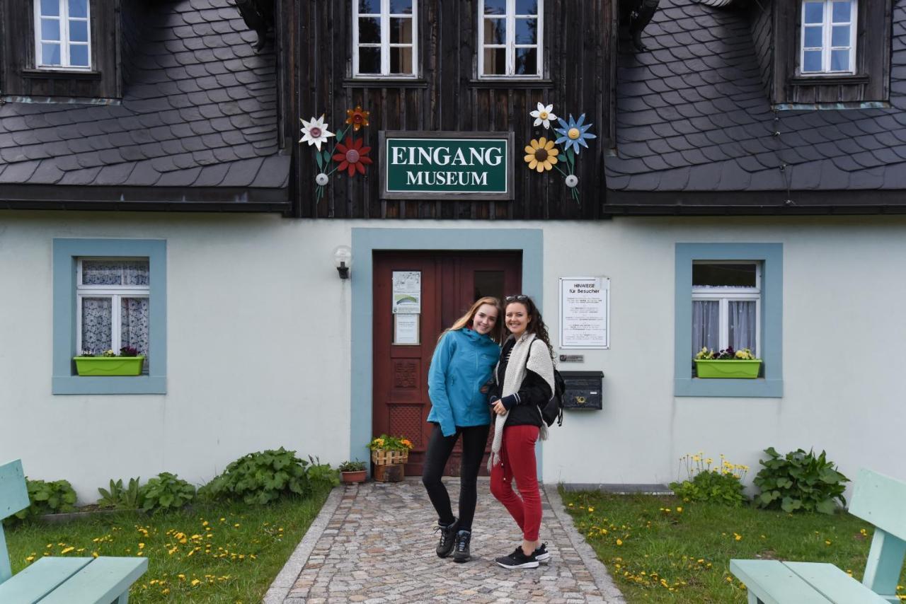 Hotel Erbgericht Buntes Haus Seiffen Exteriér fotografie